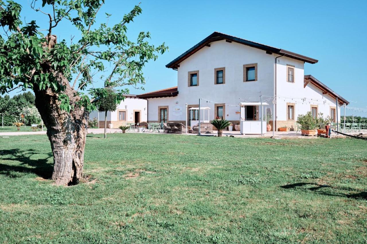 La Massaria Agriresort Orta Nova Екстериор снимка